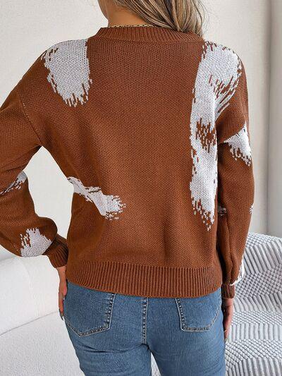 Abstract White Detail V-Neck Sweater Sweaters Trends