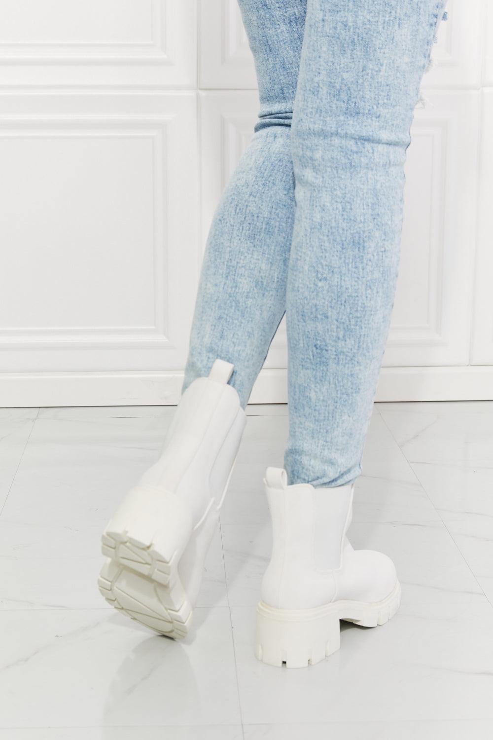 Matte Lug Sole Chelsea Boots in White Shoes MMShoes   