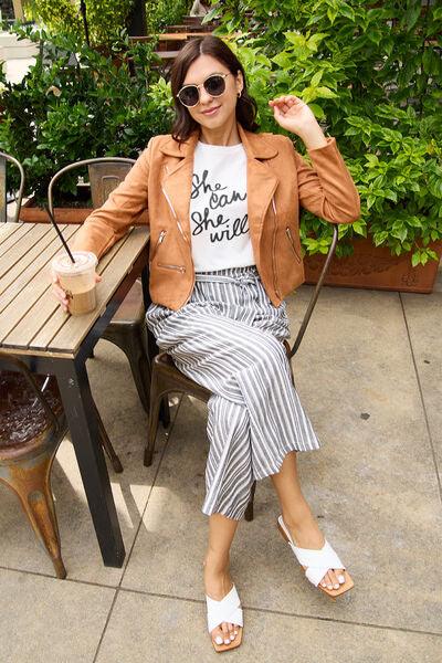 SHE CAN SHE WILL Short Sleeve T-Shirt T-Shirts Trends   
