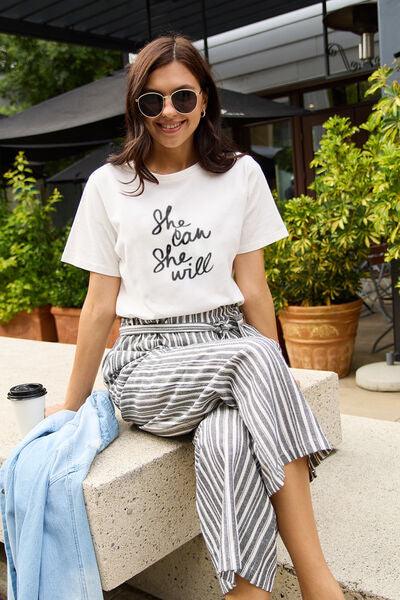 SHE CAN SHE WILL Short Sleeve T-Shirt T-Shirts Trends   